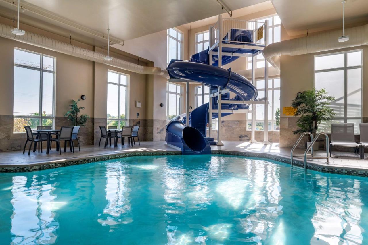 Best Western Plus Bridgewater Hotel & Convention Centre Екстериор снимка