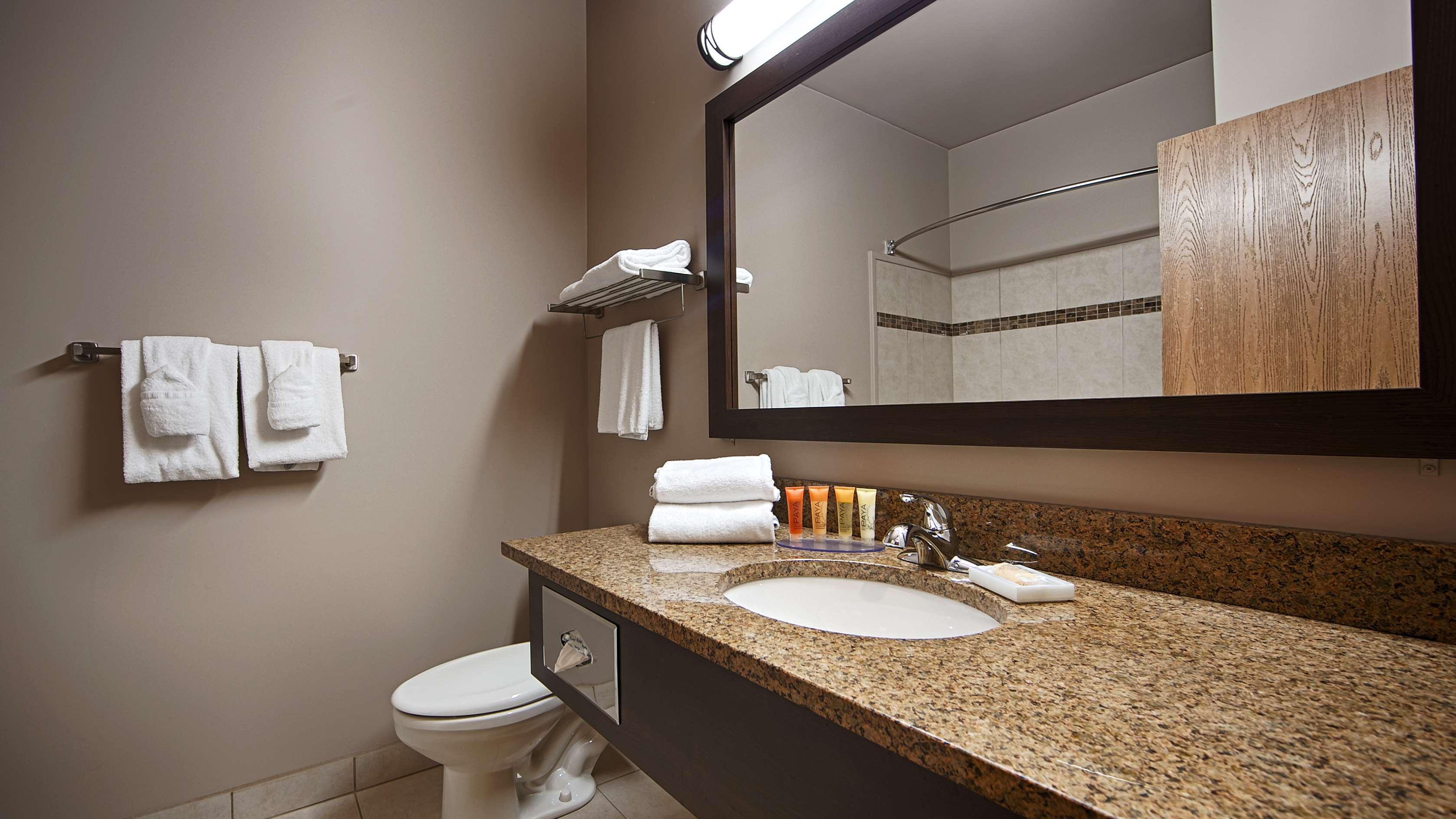Best Western Plus Bridgewater Hotel & Convention Centre Екстериор снимка